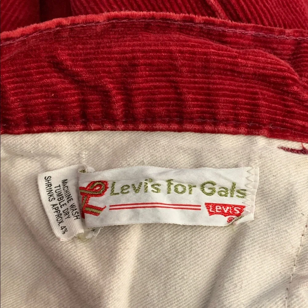 Levi’s Red Corduroy Skirt - Picture 4 of 4